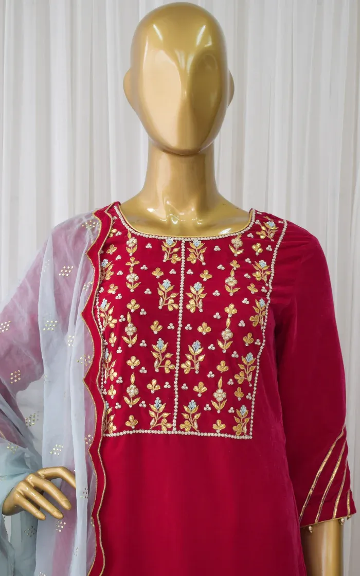 Ruby Pink Velvet Kurta & Pant (2)