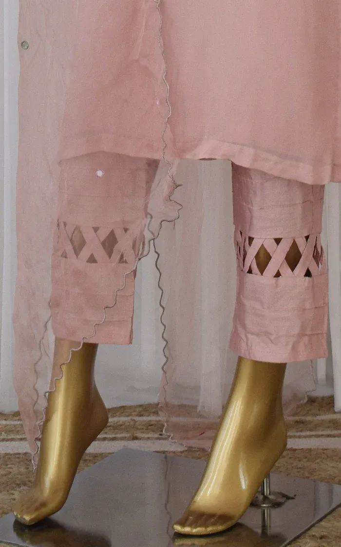 Slim Fit Pants With Criss Cross (4)