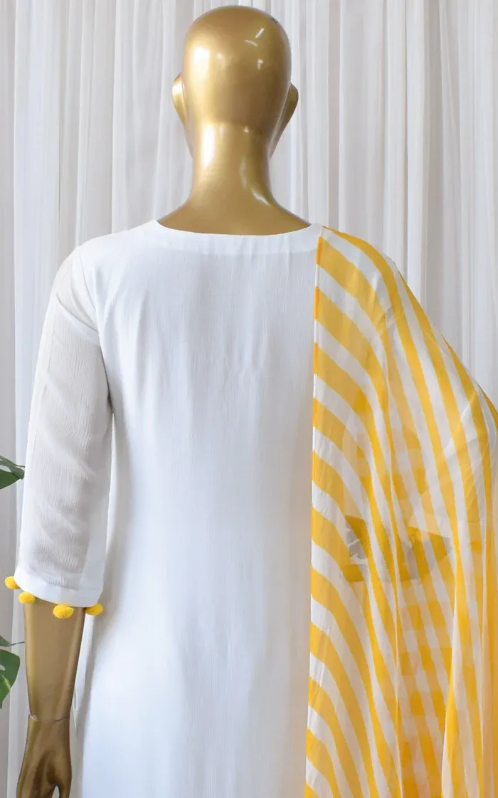 White Mirrorwork Kurta With Pants (3)